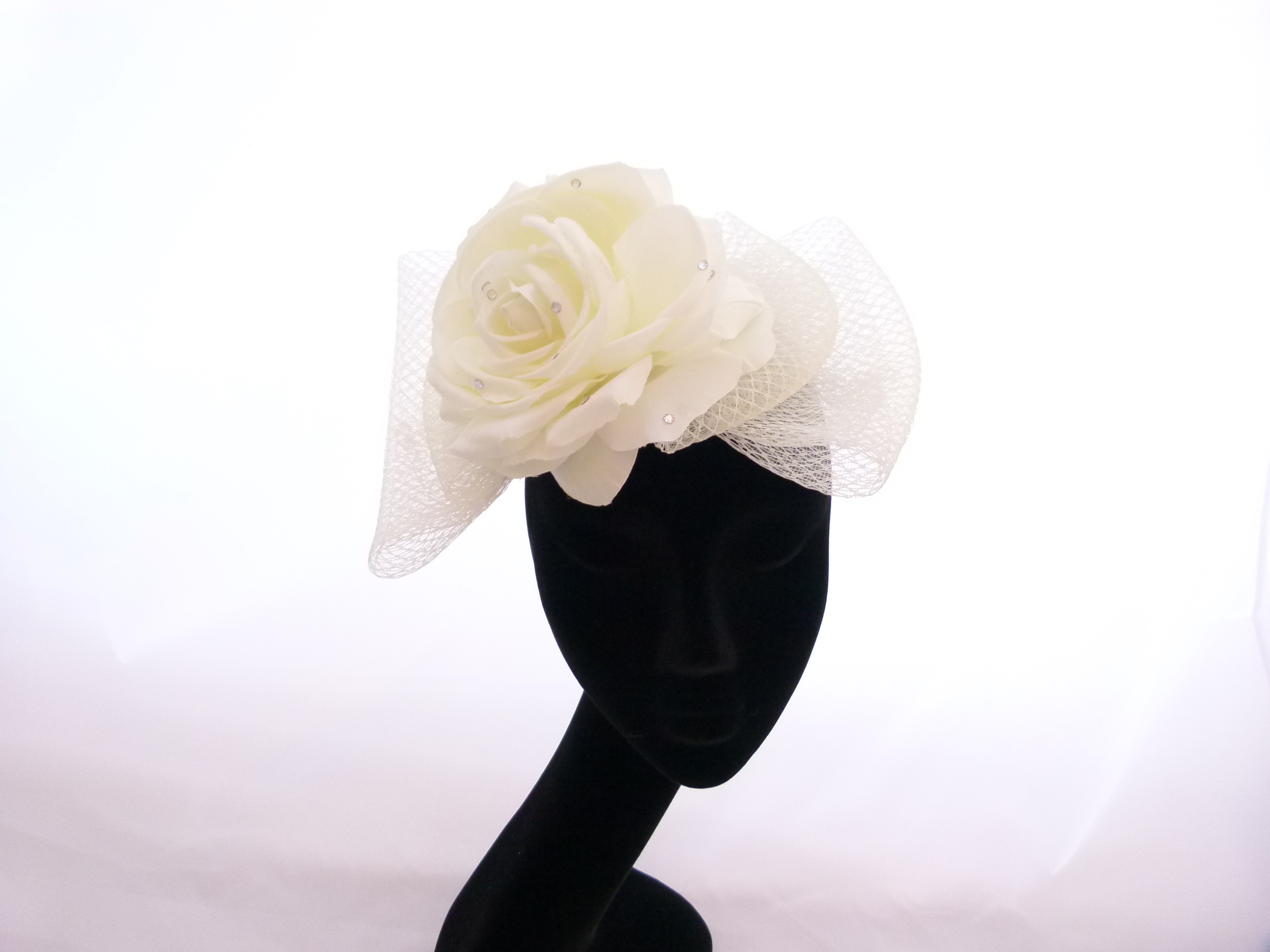 Fascinator 19